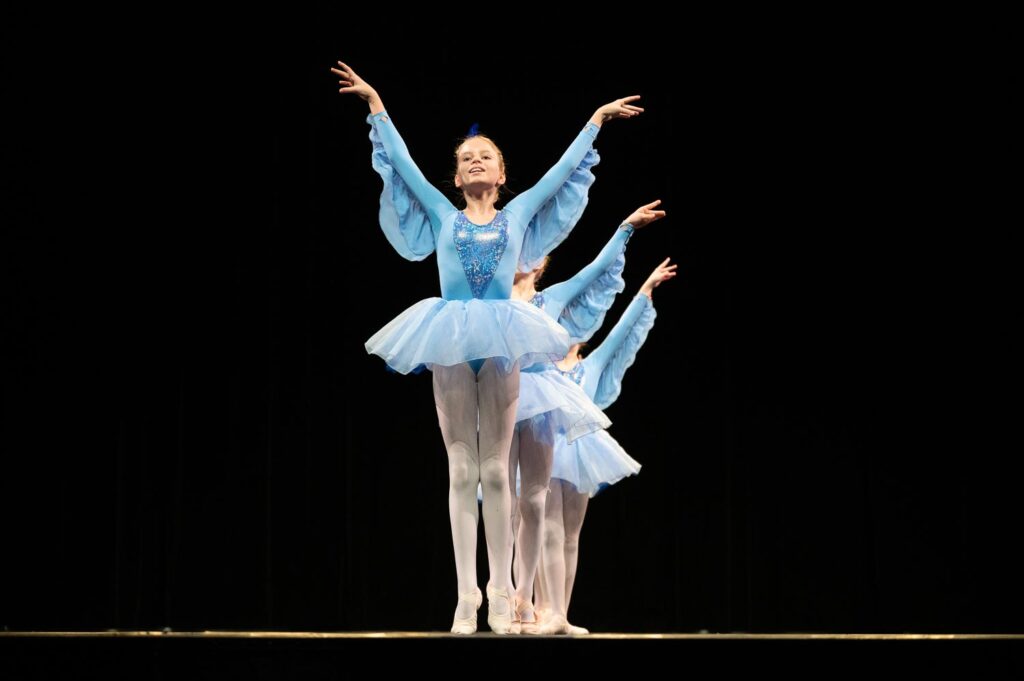 Балетная академия Владимира Ипполитова Две золотые медали в Сент-Шамоне на Rencontres Chorégraphiques 2026. «Танец птиц». 