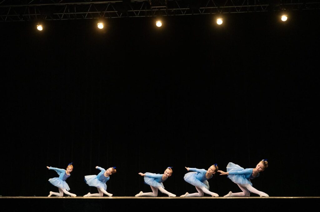 Балетная академия Владимира Ипполитова Две золотые медали в Сент-Шамоне на Rencontres Chorégraphiques 2026. «Танец птиц». 