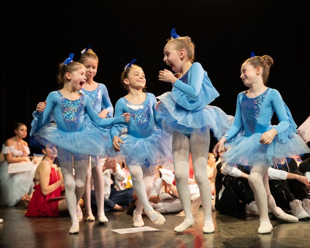 Балетная академия Владимира Ипполитова Две золотые медали в Сент-Шамоне на Rencontres Chorégraphiques 2026.